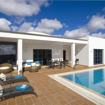 Mamma Mia מלון *